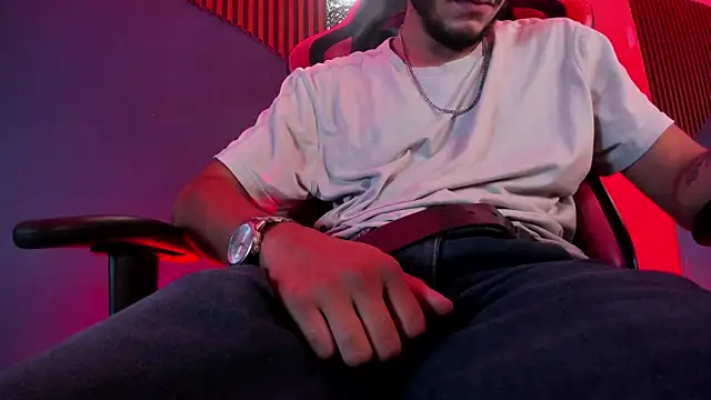 Boss_Domiinator webcam