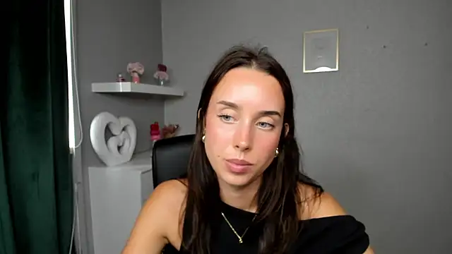 AdeleSolo webcam