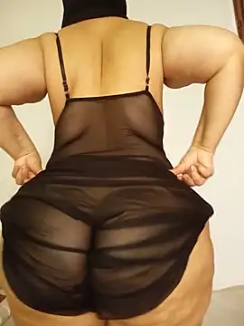 BlackCat_Yassmina webcam