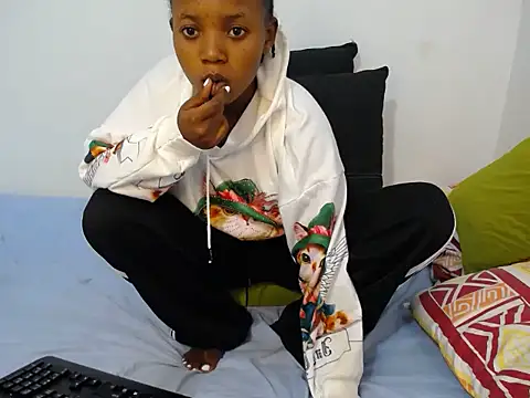 EnchantedVee webcam