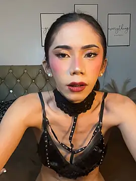 Model: CassandraLovve