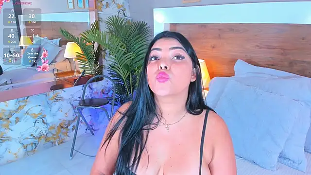 EmaBakker live cam on StripChat