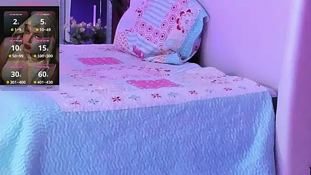 alaia_greyy live cam on StripChat
