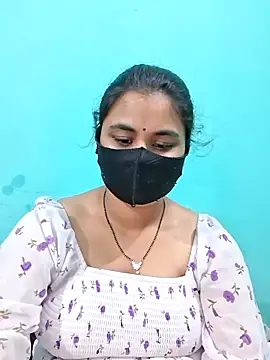 DivyaBhabhi69@xh live cam on StripChat