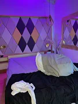 ImBastet live cam on StripChat