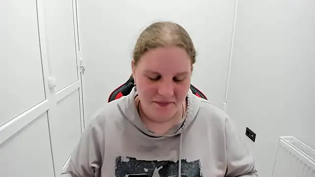 Bella_shyy_ live cam on StripChat