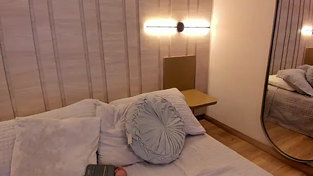stthepany live cam on StripChat