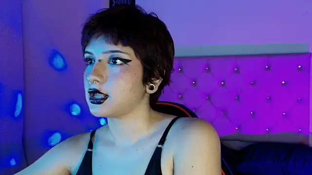 akiradoom live cam on StripChat