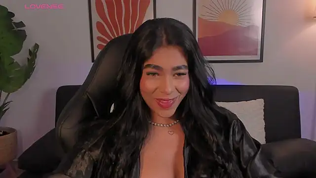 Megaanrosee_ live cam on StripChat