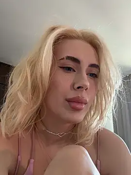 Kaita_77 live cam on StripChat