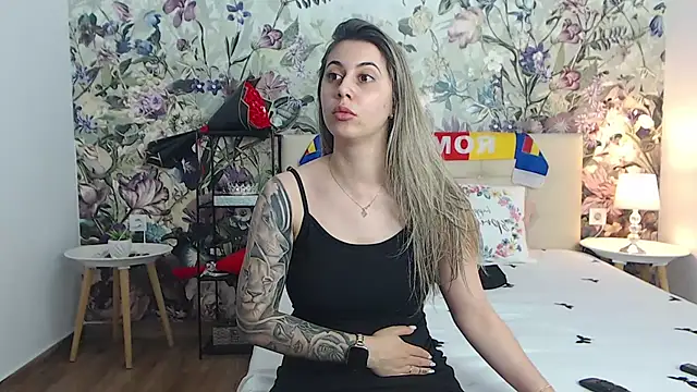 RoseDiamond06 live sex cam