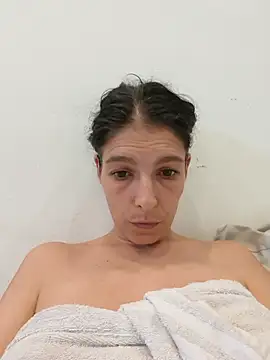 Sposini69 live cam on StripChat