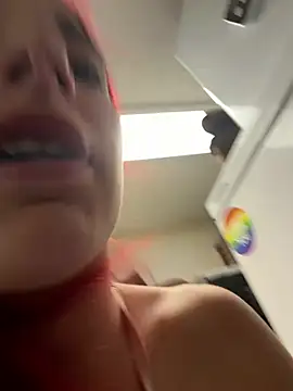 sexymelli18 (F teen) - Showtitts+pussy+lastipwin3gifts