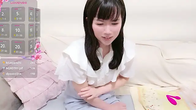pppYukaqqq live cam on StripChat