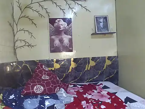 yachielove webcam