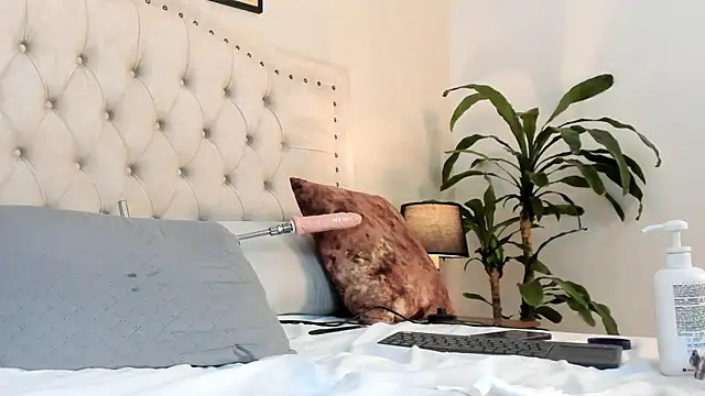 natasha_moreno webcam