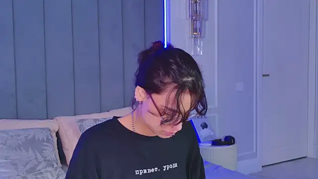 violetash (F young) - good morning