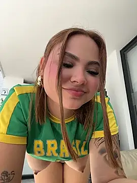 Beella1_ webcam