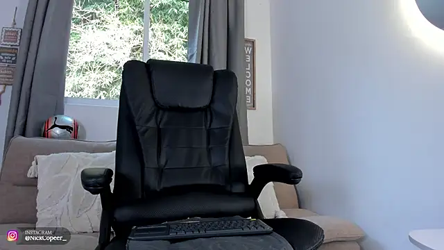 NickCopeer_ webcam