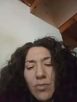 Nuevaordenjoana live cam on StripChat