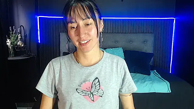 Sophia_w_ webcam