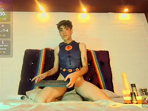 Nicolass_23 webcam