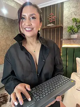 MonicaMoret webcam