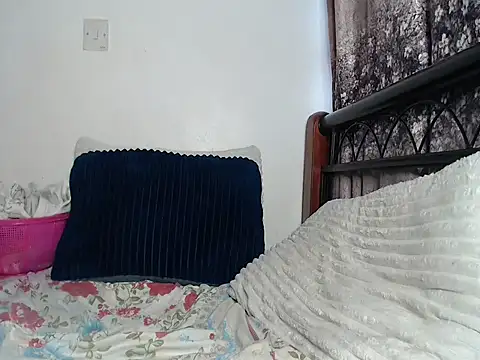 whimsicalwillow (F young) - creampie
