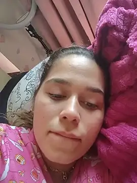 LaurenWelly_ webcam