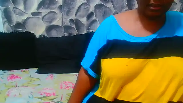 AfricanBigAssxx98 webcam