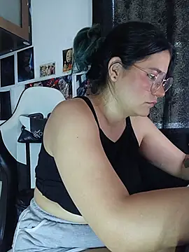 gigiqueen_18 webcam