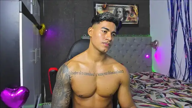 luigi_hot_ webcam