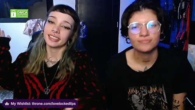 lovelockedlips webcam