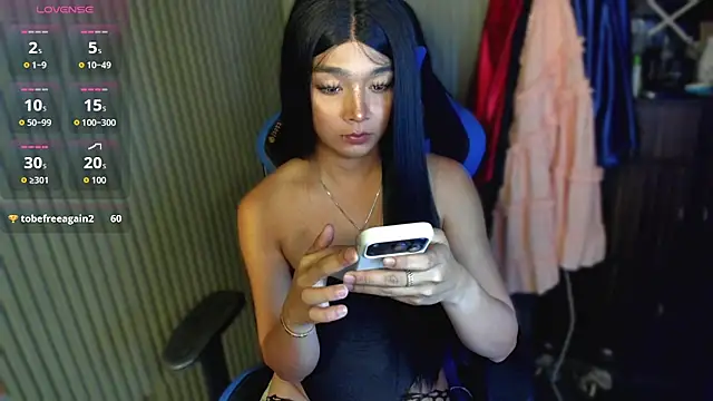 TrinityFucksYou webcam