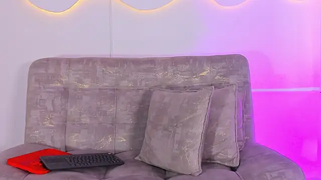 ArohomLester_ webcam