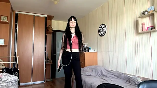 CharmaineElles webcam