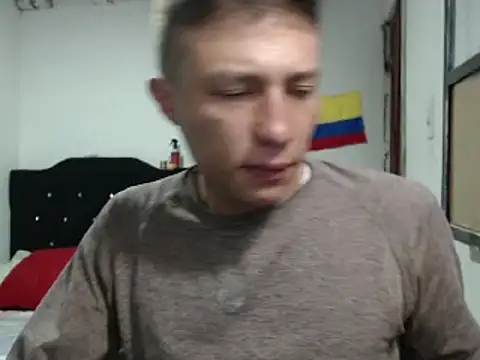 Stiiveen777 webcam