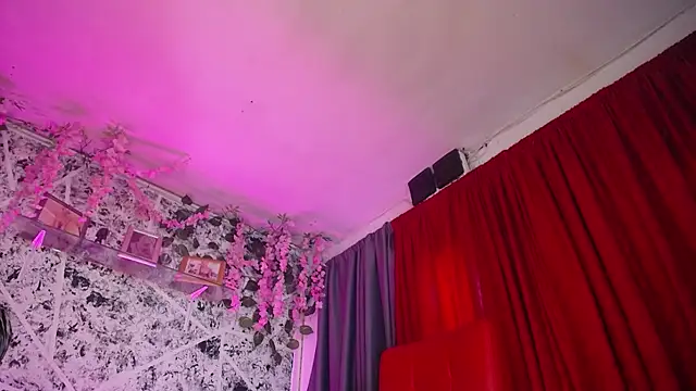 hornytsblonde webcam