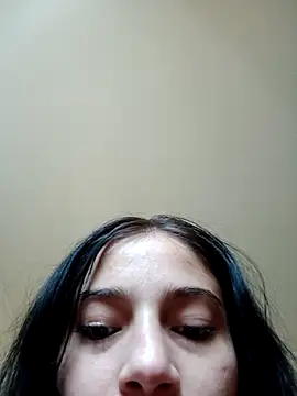 Virgin_Pussy_Love webcam