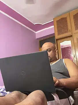 Dick_6inches_Delhi