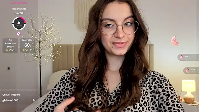 Real_cutie1 webcam