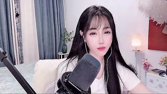 Laura_520 webcam