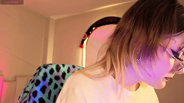Rossiee_huntt webcam
