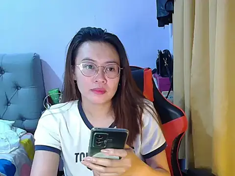 crizzybel live cam on StripChat