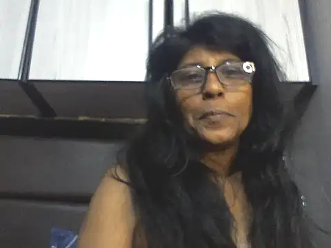 MsAttitude live cam on StripChat