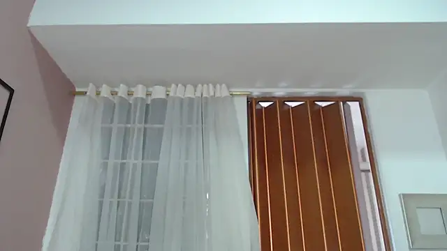 amara_rousse1 webcam