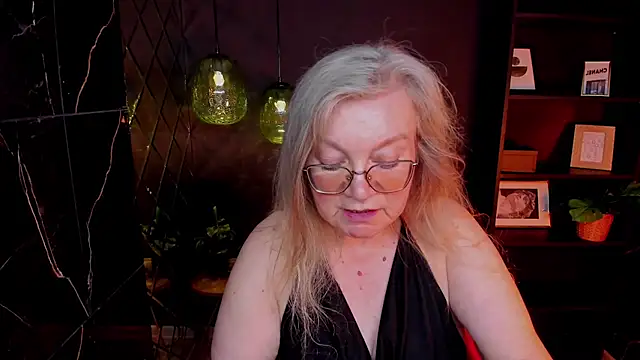 NataliMellow webcam