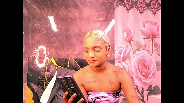 indian_barbie webcam