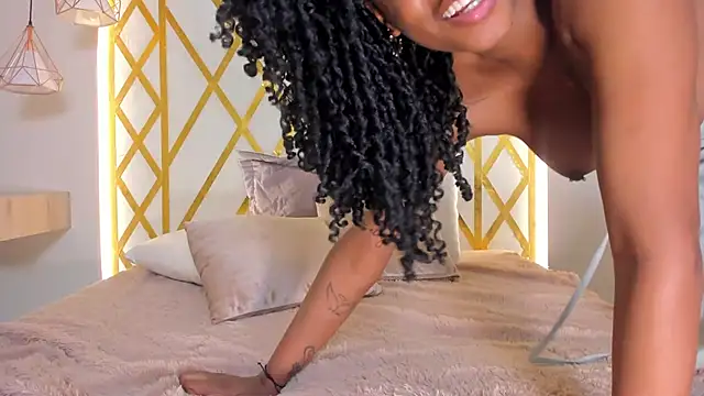 Watch maryevans_ live on EroticFlix - High definition streams