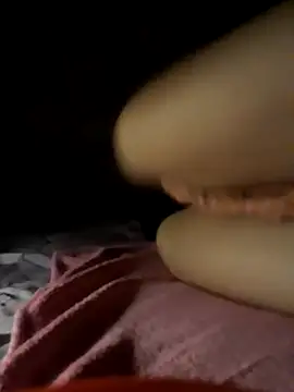 -Tara-a live cam on StripChat
